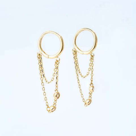 Yellow gold chain hoop