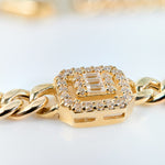 Yellow gold chain Bracelet with diamonds details