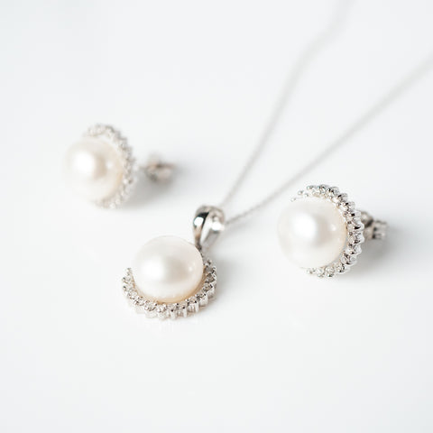 Pearl with diamond all around set of earrings and pendant w/g